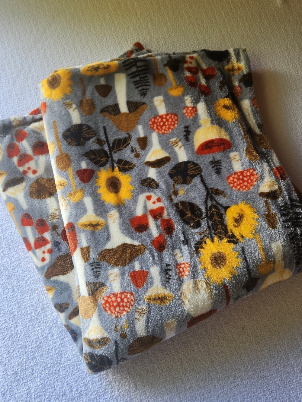 The Big One Mushroom, Sunflower Multicolor Fleece Throw Blanket